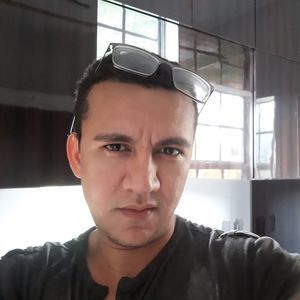 Meet your Posher, Alvaro